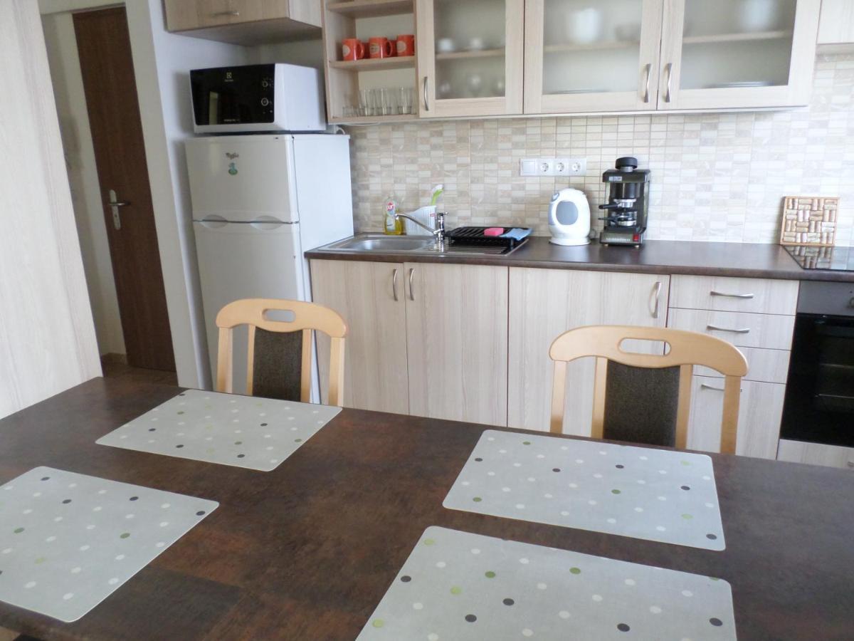 Lakoparki Apartman Veszprém Dış mekan fotoğraf